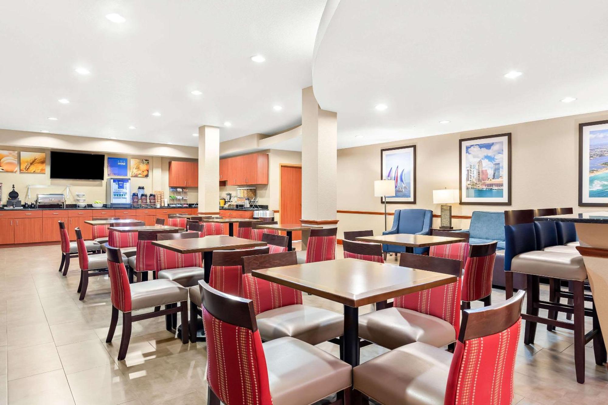 Comfort Airport North 3*