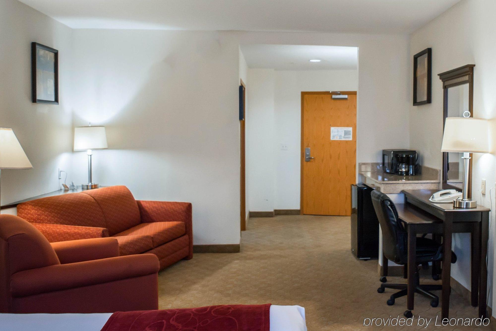 Hotel Comfort Airport North 3*