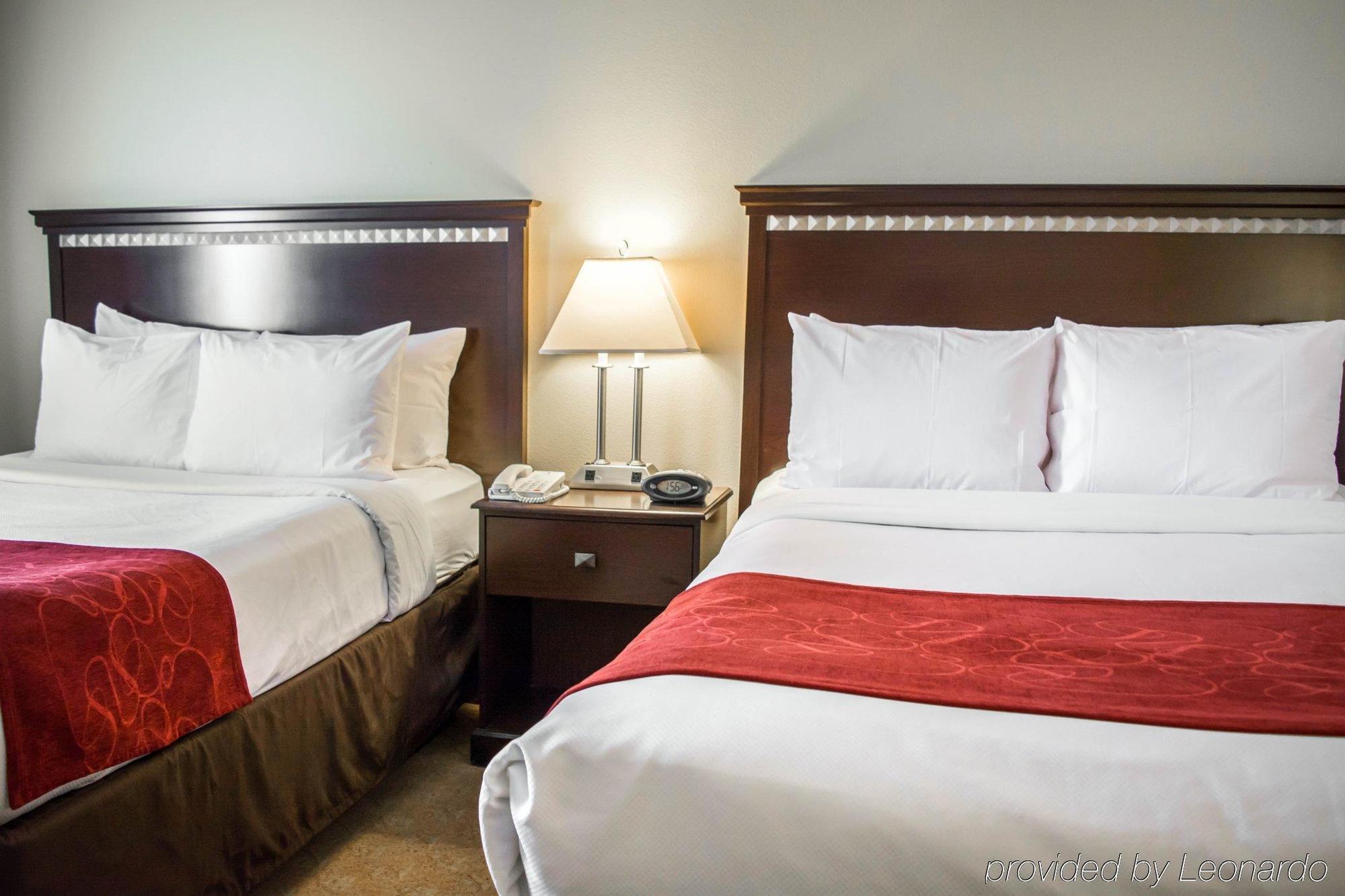 Comfort Airport North 3* West Chase