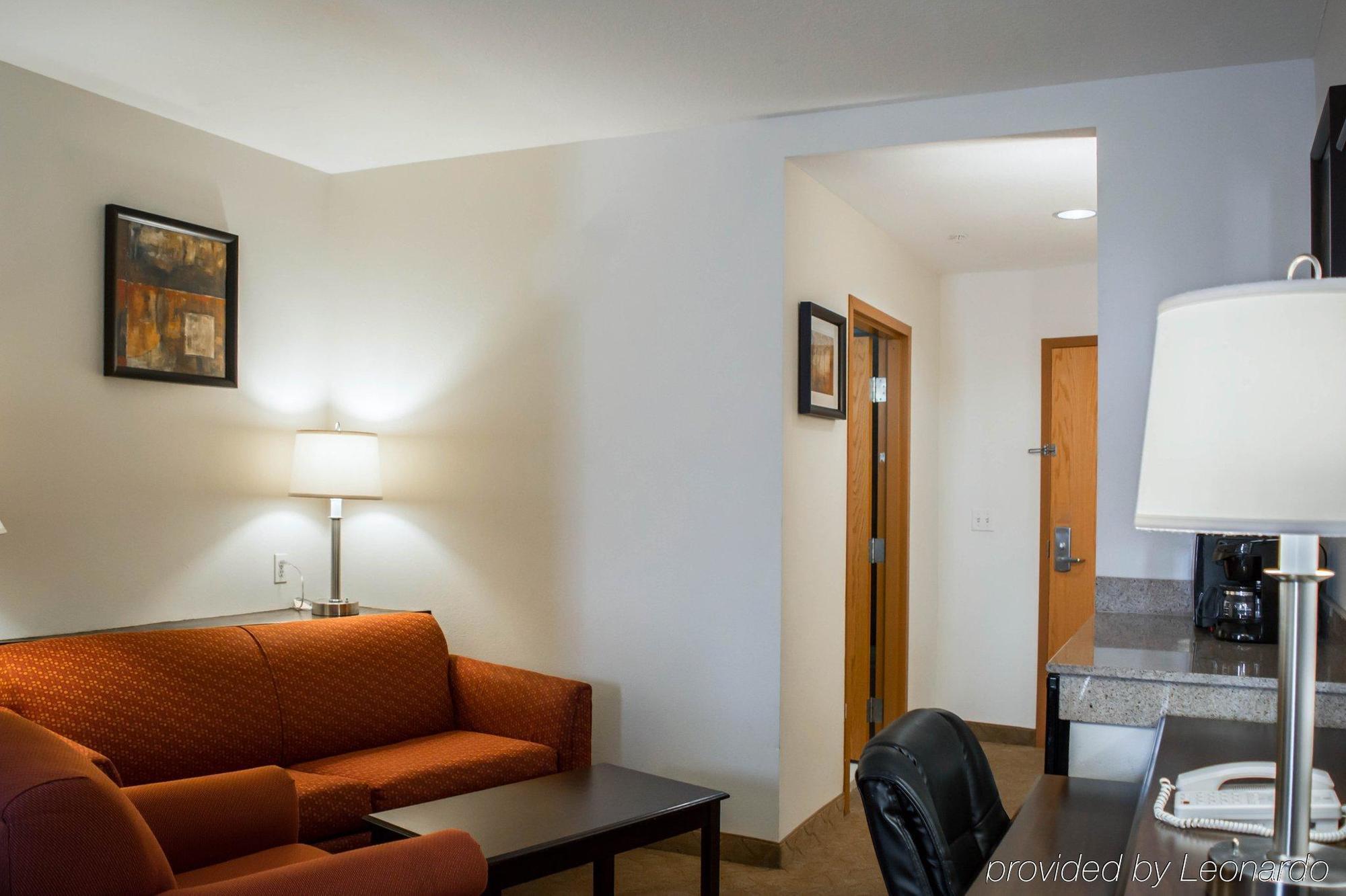Hotel Comfort Airport North 3*