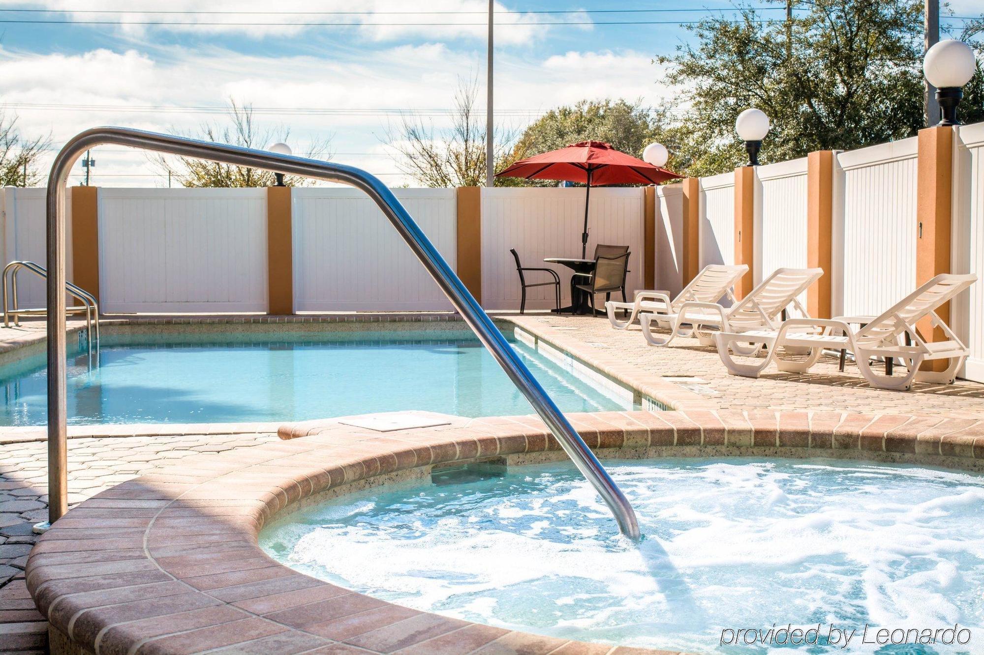 Hotel Comfort Airport North 3*