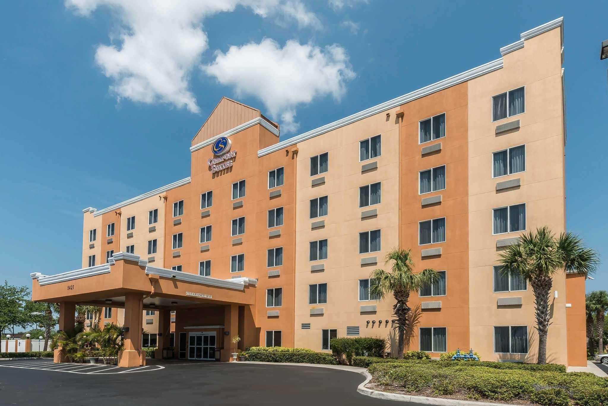 Hotel Comfort Airport North 3*