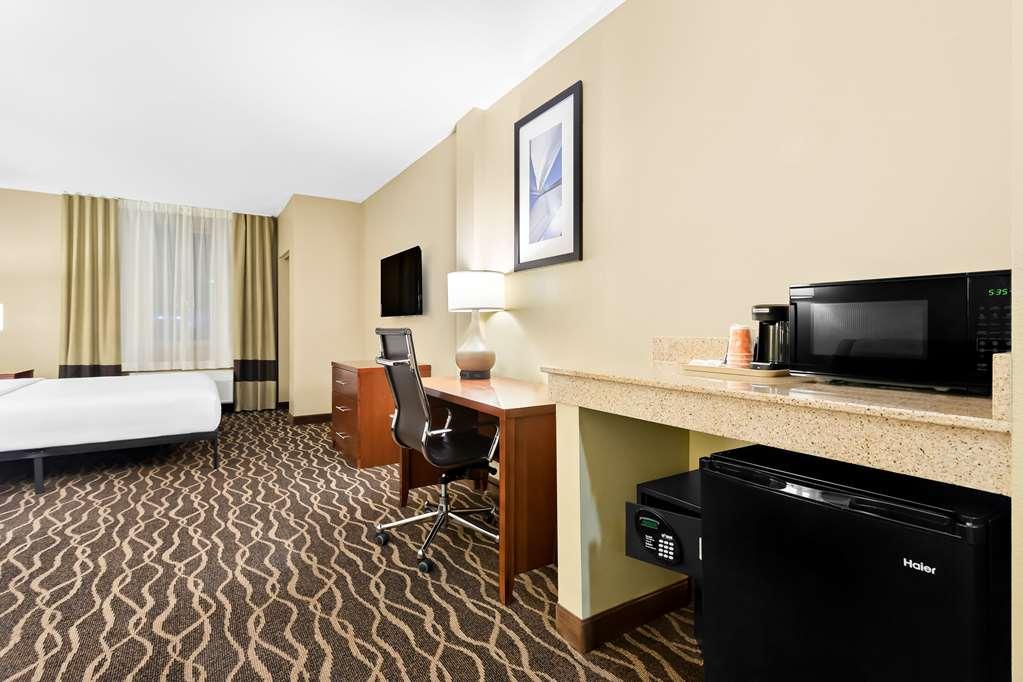 Comfort Airport North Hotel